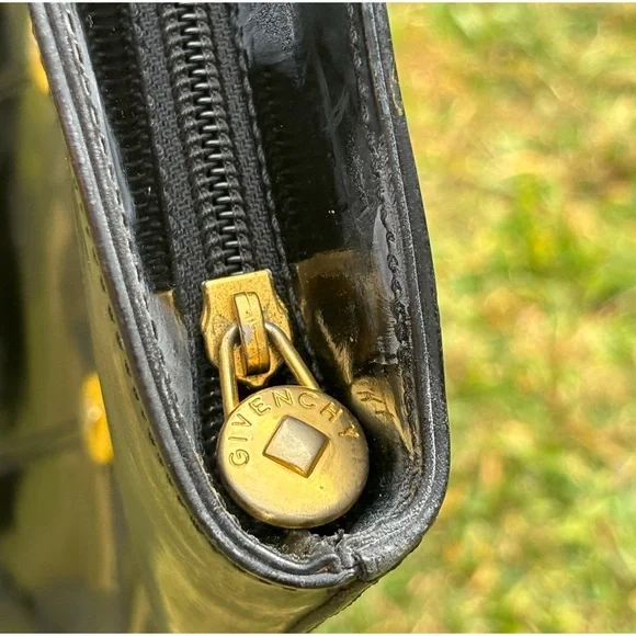 Black Leather Circle-Handle Women’s Bag - Picture 5 of 13